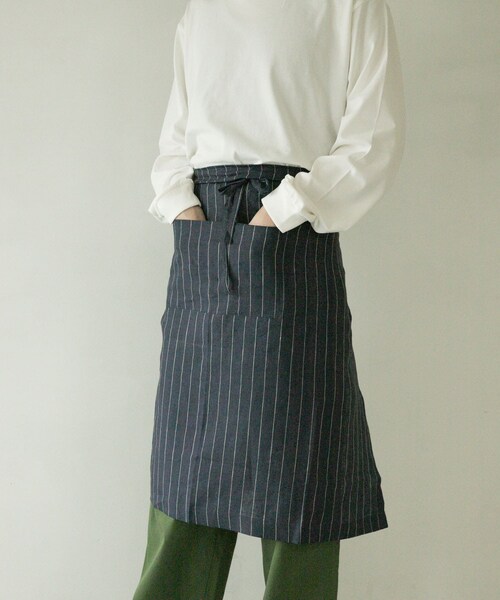 URBAN RESEARCH DOORS（アーバンリサーチドアーズ）の「DOORS LIVING PRODUCTS　ギャルソンエプロン（キッチンツール・メンズ・NVY×WHT/BEIGE/OFF×BLK・one）」の5枚目の写真