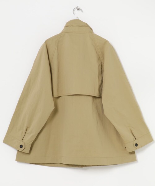 ITEMS URBANRESEARCH(アイテムズ アーバンリサーチ)の「テントラインハーフコート(テーラードジャケット・レディース・SAND/SAGE・Free)」の11枚目の写真