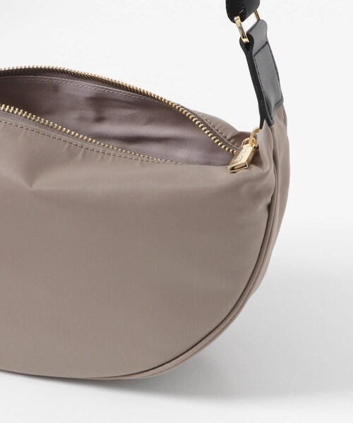 URBAN RESEARCH Sonny Label（アーバンリサーチサニーレーベル）の「VIOLAd’ORO　BIANCA V-2247（ショルダーバッグ・レディース・black/taupe・one）」の13枚目の写真