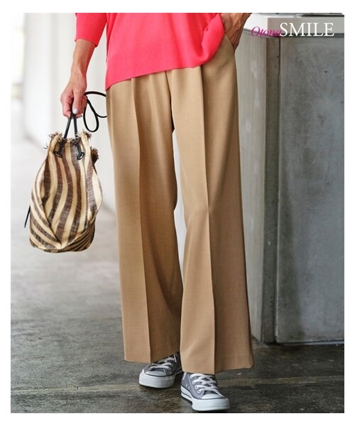 nissen（ニッセン）の「タックストレートパンツ【OtonaSMILE】（パンツ・レディース・キャメル/ダークネイビー/モカ・M/L/LL/3L/4L/5L/6L）」の2枚目の写真