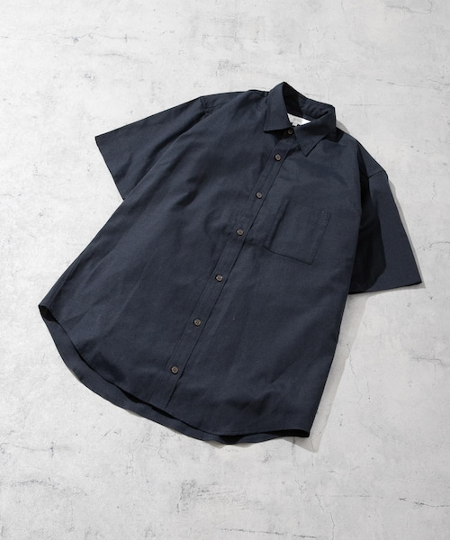 URBAN RESEARCH ROSSO（アーバンリサーチロッソ）の「『防シワ』『XLサイズあり』ハイパフォーマンスリネンレギュラー半袖シャツ（シャツ/ブラウス・メンズ・BEIGE/WHITE/BLACK/NAVY/KHAKI/BLK STRIPE/BLK CHECK・S/M/L/XL）」の5枚目の写真