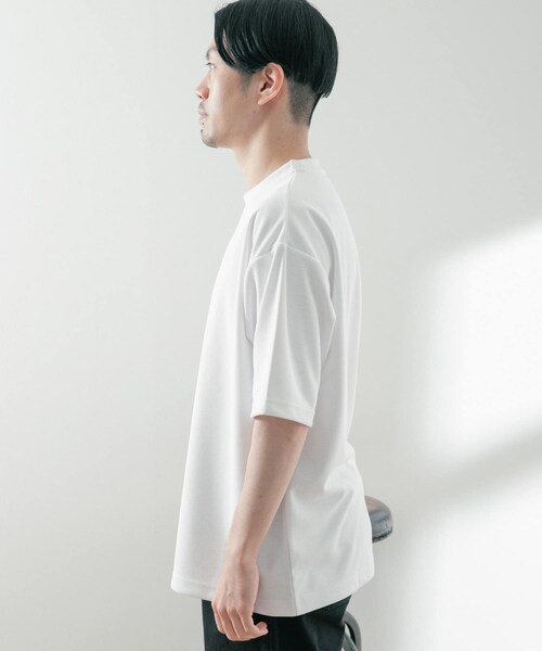 ITEMS URBANRESEARCH(アイテムズ アーバンリサーチ)の「『UR TECH ひやサラクール』 ライトポンチ トップス(Tシャツ/カットソー・メンズ・BLU/OFF/BLK/GREIGE/GRN・S/M/L/XL)」の17枚目の写真