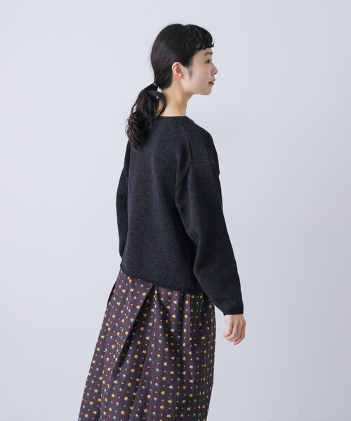 かぐれ（カグレ）の「テープヤーンボートネックニット（ニット/セーター・レディース・L/BEIGE/BLACK・Free）」の6枚目の写真