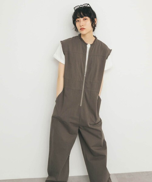 KBF(ケイビーエフ)の「フロントZIPジャンプスーツ(サロペット/オーバーオール・レディース・CHARCOAL/IVORY/L.KHAKI・one)」の15枚目の写真