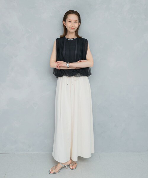 URBAN RESEARCH ROSSO（アーバンリサーチロッソ）の「撥水ギャザーワイドパンツ（その他パンツ・レディース・OFF WHITE/NAVY・36/38）」の6枚目の写真