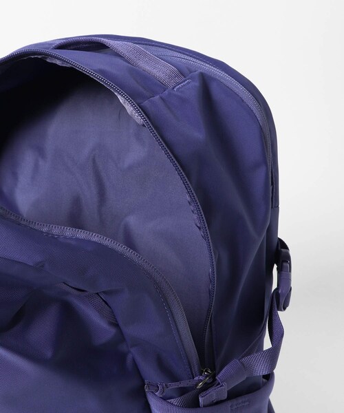 URBAN RESEARCH DOORS（アーバンリサーチドアーズ）の「patagonia　Refugio Day Pack 26L（バックパック/リュック・メンズ・SLPU/SBDY/WLDB/BLK・one）」の18枚目の写真