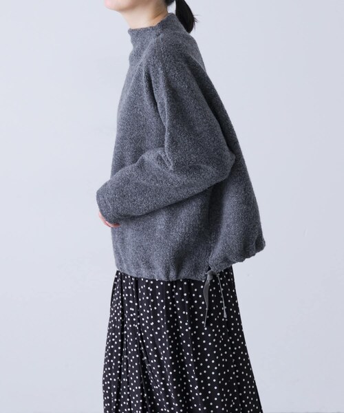 かぐれ（カグレ）の「Boa pullover（Tシャツ/カットソー・レディース・BEIGE/CHARCOAL・FREE）」の6枚目の写真