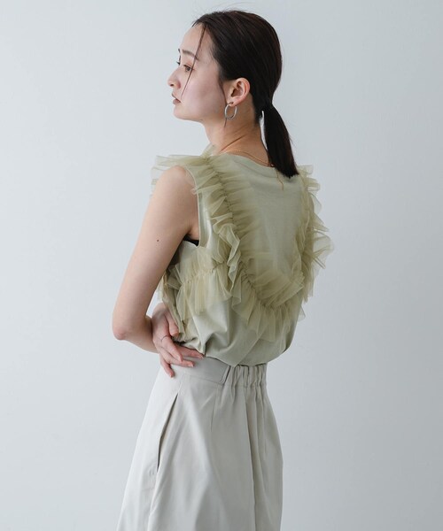 SENSE OF PLACE by URBAN RESEARCH(センスオブプレイスバイアーバンリサーチ)の「フリルデザインカットトップ(Tシャツ/カットソー・レディース・OFF WHITE/BLACK/BEIGE・One)」の22枚目の写真