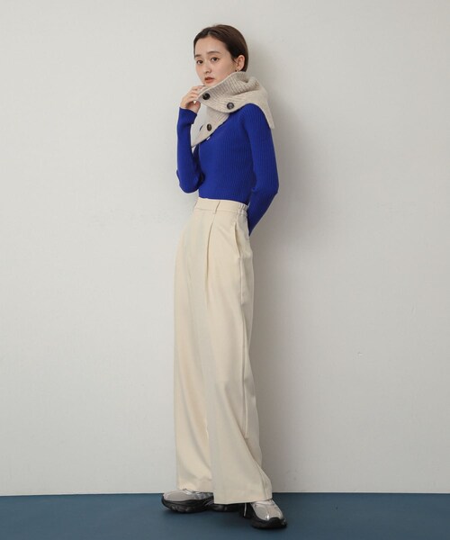 SENSE OF PLACE by URBAN RESEARCH（センスオブプレイスバイアーバンリサーチ）の「サイドスリットウォーマー（ネックウォーマー/スヌード・レディース・CHARCOAL/IVORY・one）」の8枚目の写真