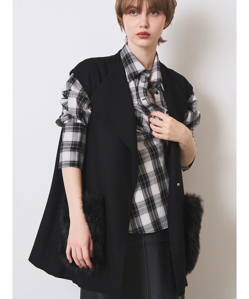 ELENDEEK(エレンディーク)の「FUR POCKET SLEEVELESS CT(テーラードジャケット・レディース・ブラック/キャメル・F)」の4枚目の写真