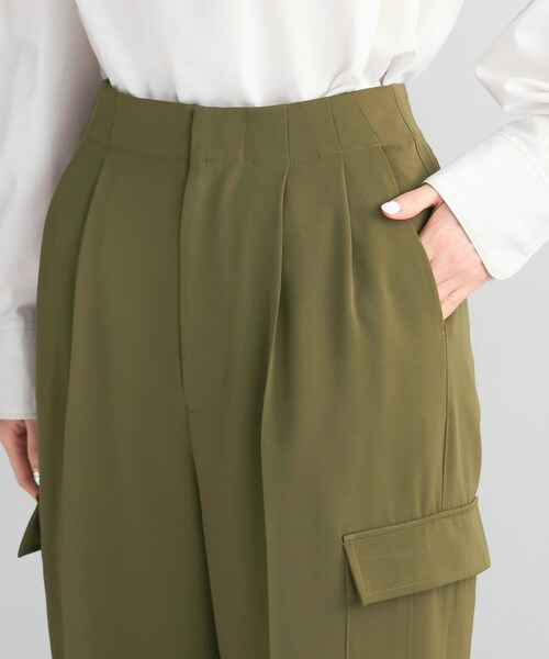 URBAN RESEARCH ROSSO（アーバンリサーチロッソ）の「センタープレスカーゴパンツ（その他パンツ・レディース・IVORY/KHAKI・FREE）」の22枚目の写真