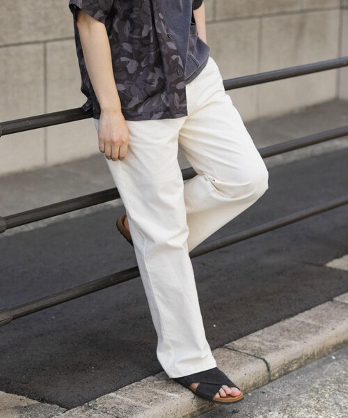 ITEMS URBANRESEARCH(アイテムズ アーバンリサーチ)の「リネンレーヨン ウエストイージー トラウザー(その他パンツ・メンズ・OFF WHITE/BLACK/MOCHA/D.BLUE・M/L)」の13枚目の写真