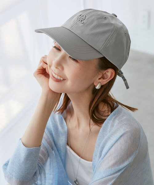 ROPE' PICNIC（ロペピクニック）の「【UVカット・抗菌防臭・洗える】シャイニーバックリボンキャップ/リンクコーデ（キャップ・レディース・ブラック/ライトグレー/ブルー系/クリーム・F）」の6枚目の写真
