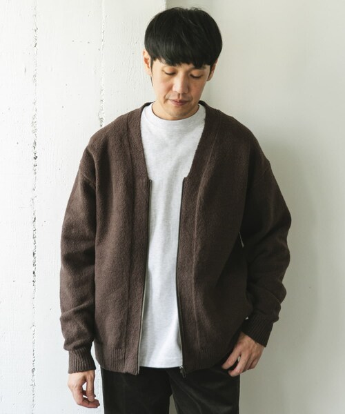 URBAN RESEARCH DOORS（アーバンリサーチドアーズ）の「AIR FIT Vネックカーディガン（カーディガン/ボレロ・メンズ・GREEN/BROWN/BLACK・M/L）」の17枚目の写真