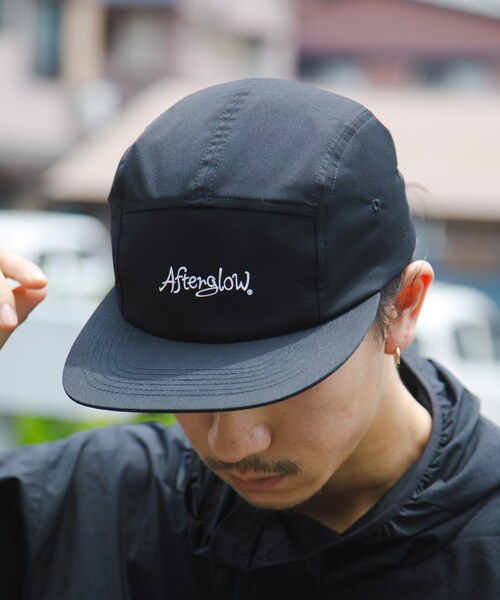 URBAN RESEARCH（アーバンリサーチ）の「Afterglow　5PANEL LOGOCAP（キャップ・メンズ・BLACK・FREE）」の2枚目の写真