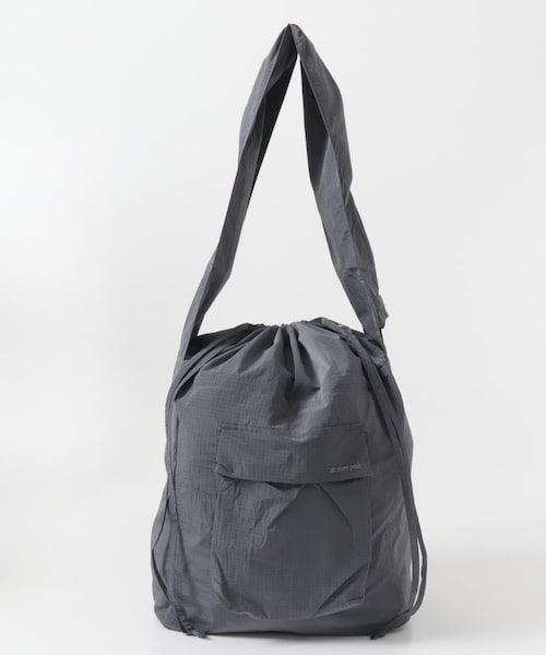 URBAN RESEARCH DOORS（アーバンリサーチドアーズ）の「Snow Peak Apparel　RIPSTOP WRAP CROSS BAG（ショルダーバッグ・レディース・GREIGE/BROWN/CHARCOAL・One）」の2枚目の写真