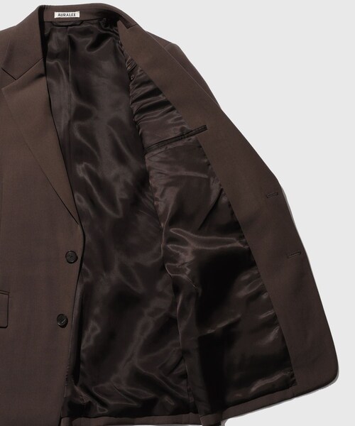 ADAM ET ROPE'(アダムエロペ)の「【AURALEE/オーラリー】LIGHT WOOL MAX GABARDINE JACKET(テーラードジャケット・メンズ・ブラック/ダークブラウン・3/4/5)」の16枚目の写真