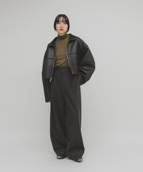 KBF（ケイビーエフ）の「リバーシブルボアジャケット（テーラードジャケット・レディース・BEIGE/BLACK・One）」の7枚目の写真