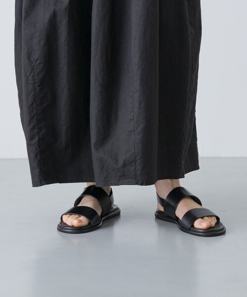 かぐれ（カグレ）の「CORSO ROMA, 9　DOUBLE STRAP SANDAL（サンダル・レディース・MOGARO/NERO・36/37/38）」の4枚目の写真