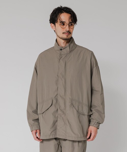 URBAN RESEARCH（アーバンリサーチ）の「NYLON SHORT MODS BLOUSON（テーラードジャケット・メンズ・BLACK/GREIGE・M/L）」の18枚目の写真