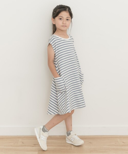 URBAN RESEARCH DOORS(アーバンリサーチドアーズ)の「ボーダーフレアワンピース(KIDS)(ワンピース・キッズ・BLUE/PURPLE・105/120/135)」の17枚目の写真