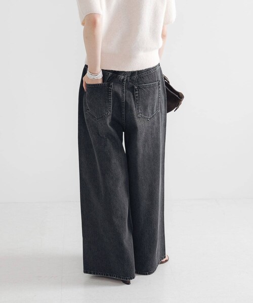 URBAN RESEARCH（アーバンリサーチ）の「デニムイージーワイドパンツ（デニムパンツ・レディース・BLUE/BLACK・36/38/40）」の19枚目の写真
