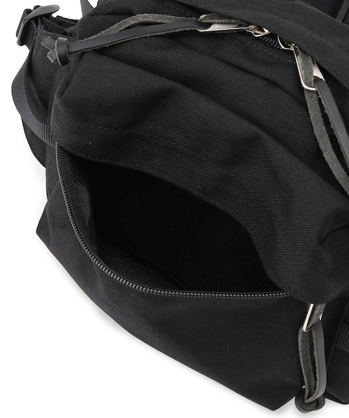 ADAM ET ROPE'(アダムエロペ)の「【Aeta/アエタ】WAIST BAG S(ボディバッグ/ウエストポーチ・メンズ・ブラック・F)」の9枚目の写真