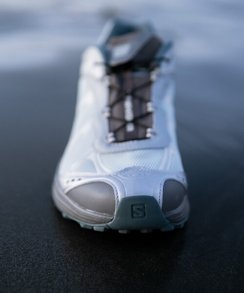 URBAN RESEARCH（アーバンリサーチ）の「『26-30サイズ』SALOMON　EXCLUSIVE XT-WHISPER（スニーカー・メンズ・F/I/D GRAY・26/26.5/27/27.5/28/28.5/29/30）」の3枚目の写真