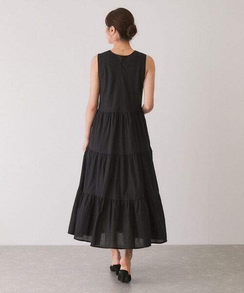 Jayro（ジャイロ）の「ティアードノースリーブフレアワンピース（ワンピース・レディース・ブラック/ダークブラウン/ネイビー・M）」の9枚目の写真