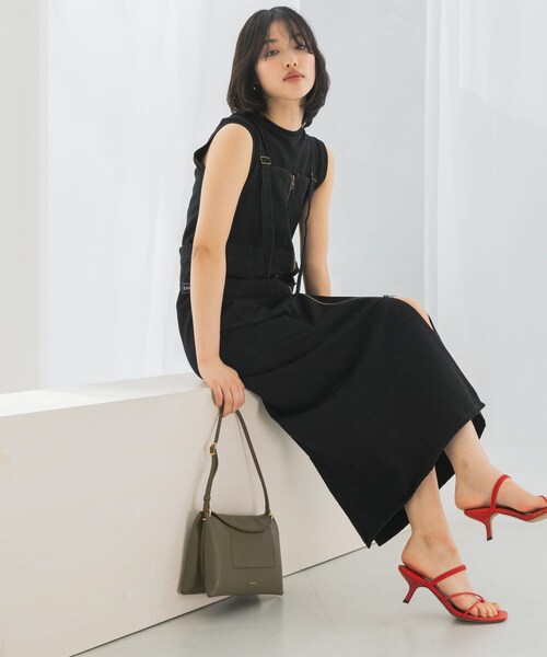 URBAN RESEARCH ROSSO（アーバンリサーチロッソ）の「『別注』Lee×ROSSO　ILINE SALOPETTE SKIRT（ワンピース・レディース・BLK ONEWASH/ONEWASH・S/M）」の7枚目の写真