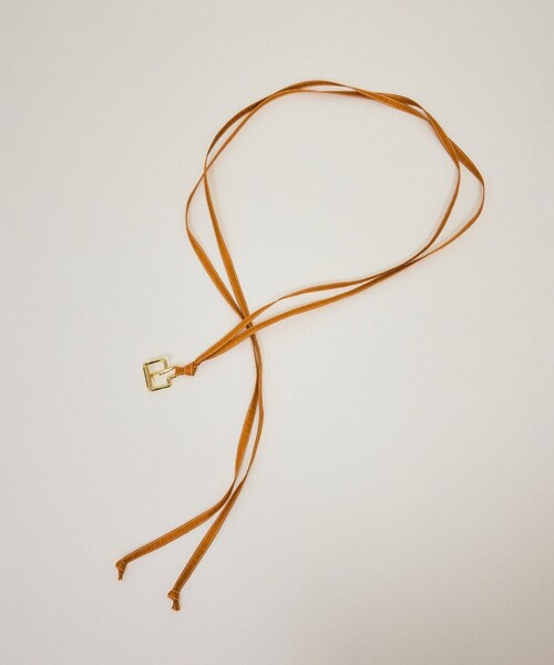 ADAM ET ROPE'(アダムエロペ)の「【AXEP(アクセップ)】mini buckle gold(ベルト・レディース・ゴールド・F)」の13枚目の写真