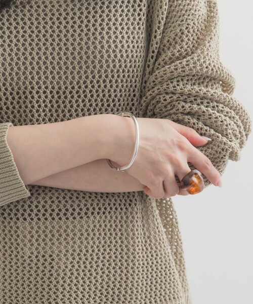 URBAN RESEARCH DOORS(アーバンリサーチドアーズ)の「PILGRIM BANGLE(ブレスレット・レディース・gold/silver・One)」の3枚目の写真