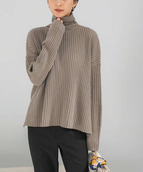 URBAN RESEARCH ROSSO（アーバンリサーチロッソ）の「マシーンウォッシュ ワイドリブニット（ニット/セーター・レディース・GRAY/L/BLUE/MOCHA・Free）」の13枚目の写真