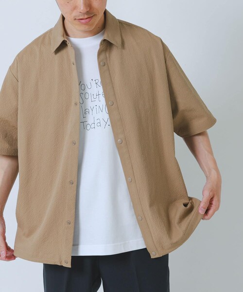 ITEMS URBANRESEARCH（アイテムズ アーバンリサーチ）の「『接触冷感/イージーケア/吸水速乾/撥水/防汚』高機能シアサッカー サイドストレージシャツ(楽着シリーズ)（シャツ/ブラウス・メンズ・BLACK/BEIGE/L.BLUE・M/L）」の17枚目の写真