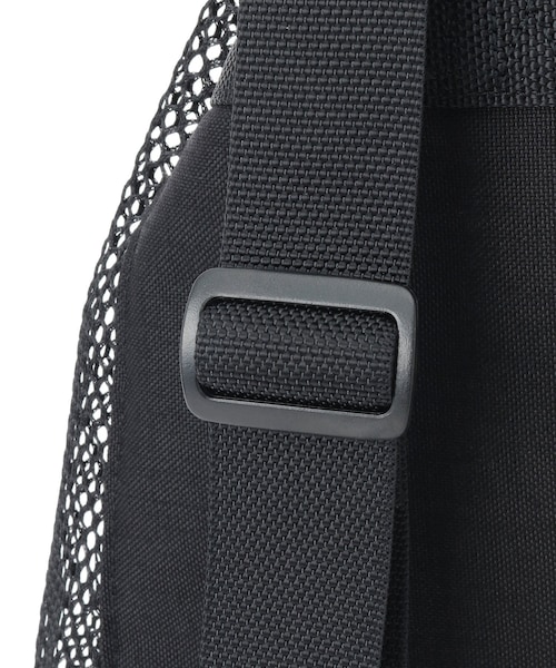 ADAM ET ROPE'（アダムエロペ）の「【AURALEE/オーラリー】MESH SMALL BACKPACK MADE BY AETA（バックパック/リュック・メンズ・ブラック/ベージュ・F）」の7枚目の写真