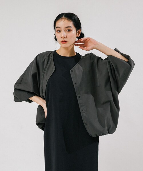 EKAL（エカル）の「『吸水速乾/通気性/軽量』DOT AIR CARDIGAN（カーディガン/ボレロ・レディース・ブラック/ブラウン/チャコール・One）」の17枚目の写真