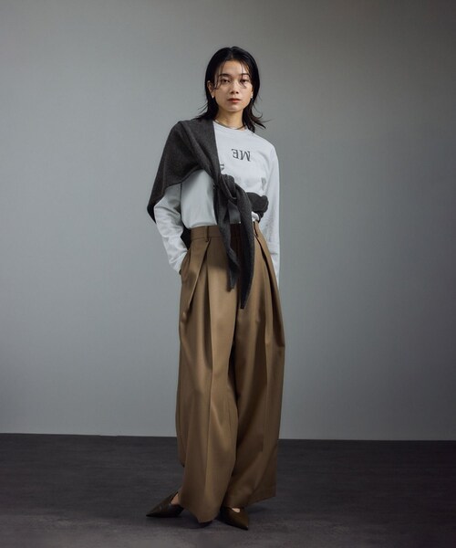 ADAM ET ROPE'（アダムエロペ）の「カシミヤストール［セットアップ対応］（ストール/ショール・レディース・チャコール/ベージュ系/イエロー系・F）」の6枚目の写真