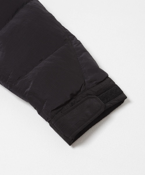 EKAL（エカル）の「WHITE MOUNTAINEERING　RIPSTOP DOWN JACKET（その他アウター・メンズ・BLACK/BROWN・2/3）」の5枚目の写真