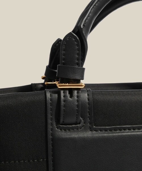 ROPE'（ロペ）の「【E'POR】【撥水加工・超軽量】 BOAT BAG Medium（トートバッグ・レディース・ブラック/キナリ・F）」の12枚目の写真