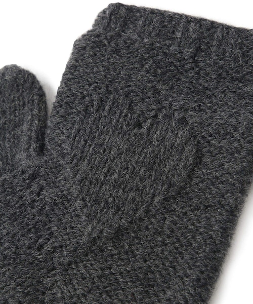 ADAM ET ROPE'（アダムエロペ）の「【J'aDoRe限定】【ugly sweater club（アグリー セーター クラブ）】Dazed（手袋・レディース・グレー/ピンク/イエロー・F）」の17枚目の写真