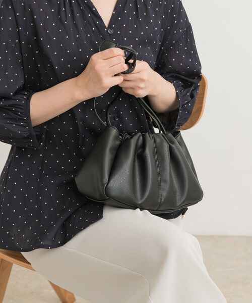 URBAN RESEARCH DOORS（アーバンリサーチドアーズ）の「2WAY巾着ショルダーバッグ（ショルダーバッグ・レディース・BLACK/IVORY/L.BLUE・one）」の10枚目の写真