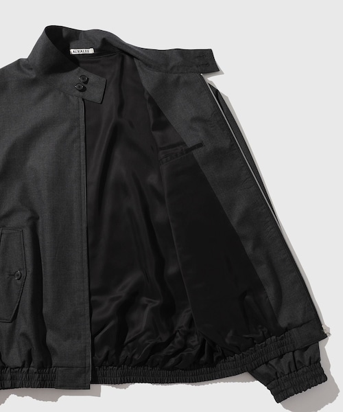 ADAM ET ROPE'（アダムエロペ）の「【AURALEE/オーラリー】ULTRA FINE TROPICAL WOOL ZIP BLOUSON（ブルゾン・メンズ・チャコール/カーキ・3/4）」の13枚目の写真