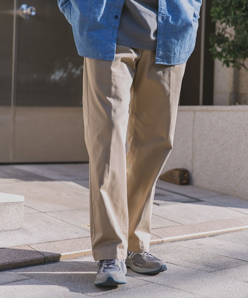 URBAN RESEARCH DOORS(アーバンリサーチドアーズ)の「インタックチノトラウザー(チノパンツ・メンズ・Navy/Beige/Khaki・38/40)」の1枚目の写真