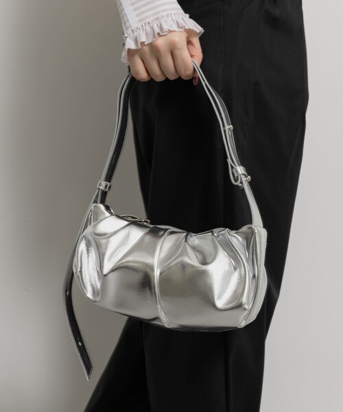 THE GOODLAND MARKET（ザグッドランドマーケット）の「ALICE MARTHA　ERIN MINI（ショルダーバッグ・レディース・IVORY/BLACK/ORANGE/SILVER・Free）」の4枚目の写真