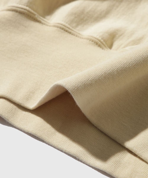 ADAM ET ROPE'（アダムエロペ）の「【AURALEE/オーラリー】ELASTIC HIGH GAUGE SWEAT P/O（スウェット・メンズ・ブラック/キナリ・3/4）」の11枚目の写真