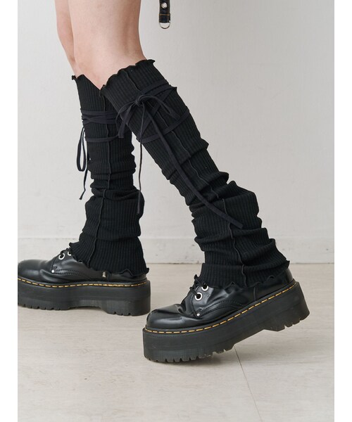 jouetie（ジュエティ）の「レースアップレッグウォーマー（ソックス/靴下・レディース・アイボリー/グレー/ブラック・F）」の4枚目の写真