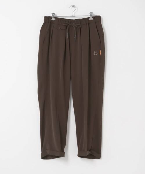 URBAN RESEARCH(アーバンリサーチ)の「SEE SEE INVERTED PLEATS PANTS(その他パンツ・メンズ・BROWN/CHARCOAL/BLACK/D NAVY・M/L/XL/XXL)」の19枚目の写真