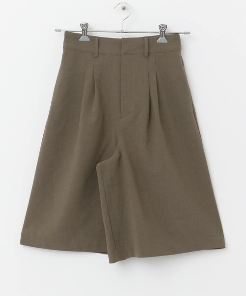 URBAN RESEARCH ROSSO（アーバンリサーチロッソ）の「『UR TECH DRYLUXE』F by ROSSO　タックハーフパンツ（その他パンツ・レディース・BLACK/BEIGE/MOCHA・36/38）」の19枚目の写真