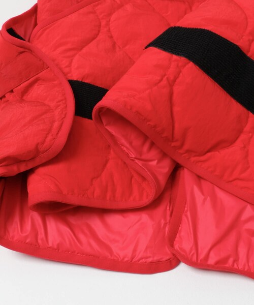 EKAL(エカル)の「WHITE MOUNTAINEERING QUILTING DOWN VEST(その他アウター・メンズ・BLACK/BROWN/RED・2/3)」の18枚目の写真