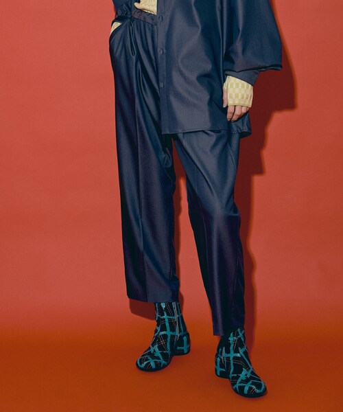 THE GOODLAND MARKET（ザグッドランドマーケット）の「『別注』MIDIUMISOLID×TGM　Center press pants（その他パンツ・レディース・C.Gray/Blue/l.Beige・one）」の6枚目の写真